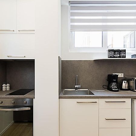 Апартаменты Brand New Flat For 4 Ppl Next To Syntagma Sq. Афины Экстерьер фото